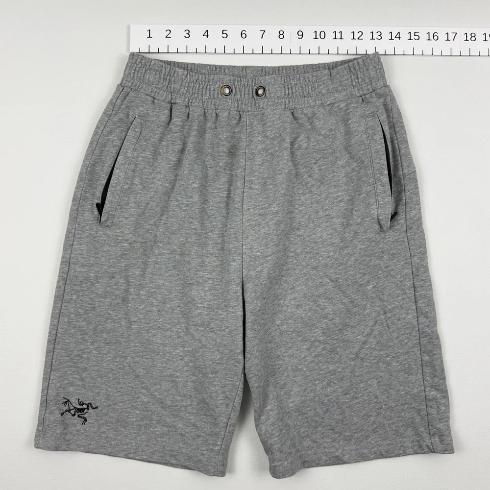 Arc'teryx Men's Athletic Shorts in Heather Gray
